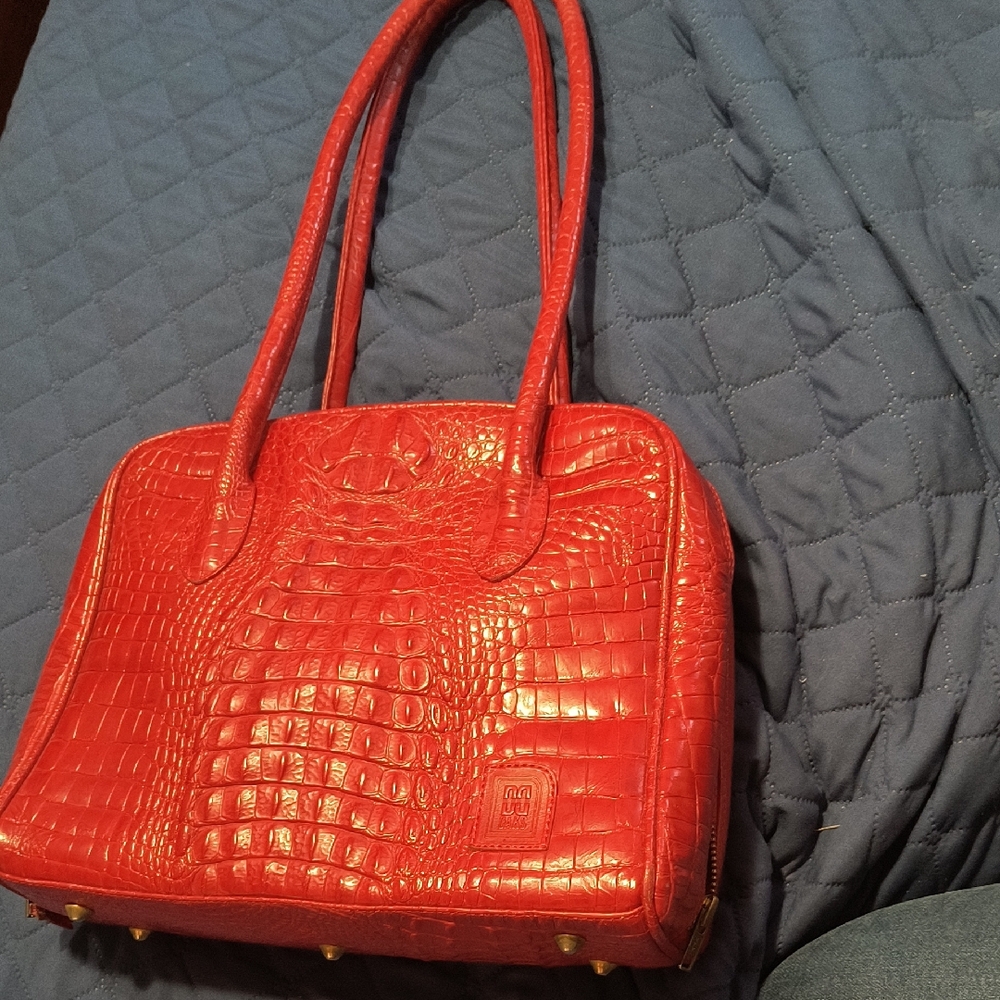 Daks Of London Vintage Elegant Red Crocodile Embossed Leather Shoulder Bag